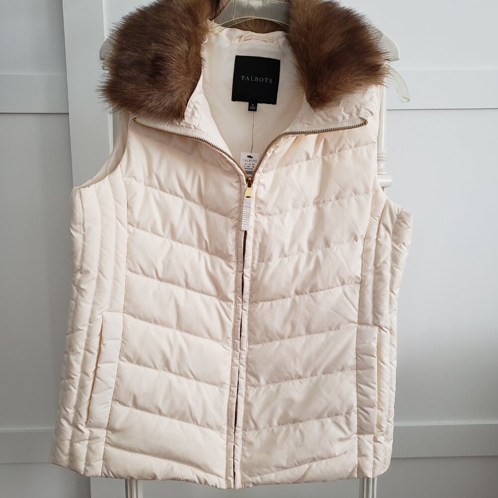 BNWT TALBOTS Faux Fur Collar Down Puffer Vest in ivory earthy camel collar (M)